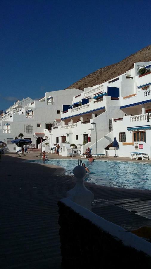 Large Loft In Los Cristianos With Wi-Fi And Pool Arona  Exteriör bild