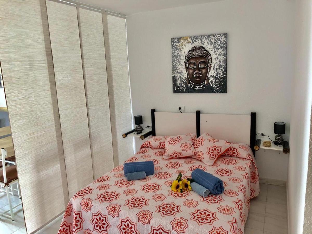 Large Loft In Los Cristianos With Wi-Fi And Pool Arona  Exteriör bild